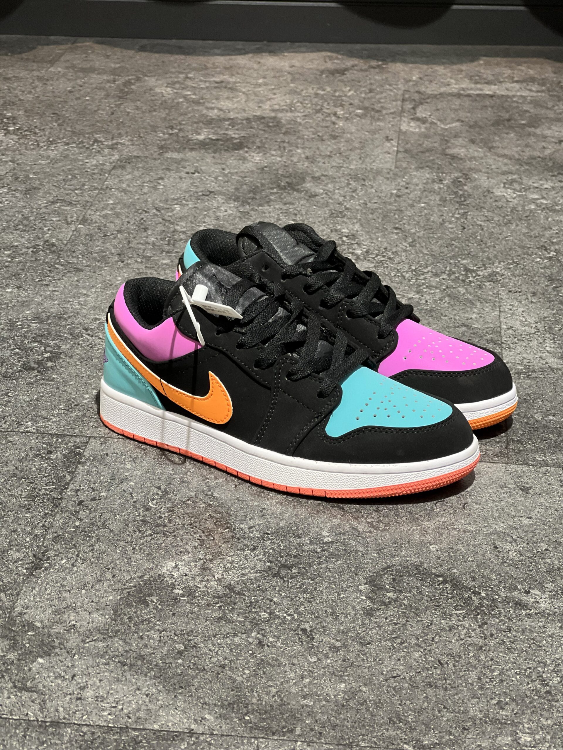 IMG_0006 Air Jordan 1 Low - تصویر 1