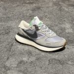 Nike Waffle Phoenix