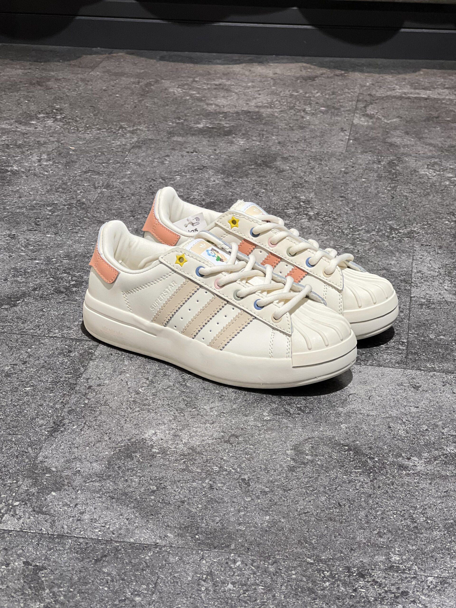 IMG_0093 Adidas Superstar Ayoon - تصویر 1
