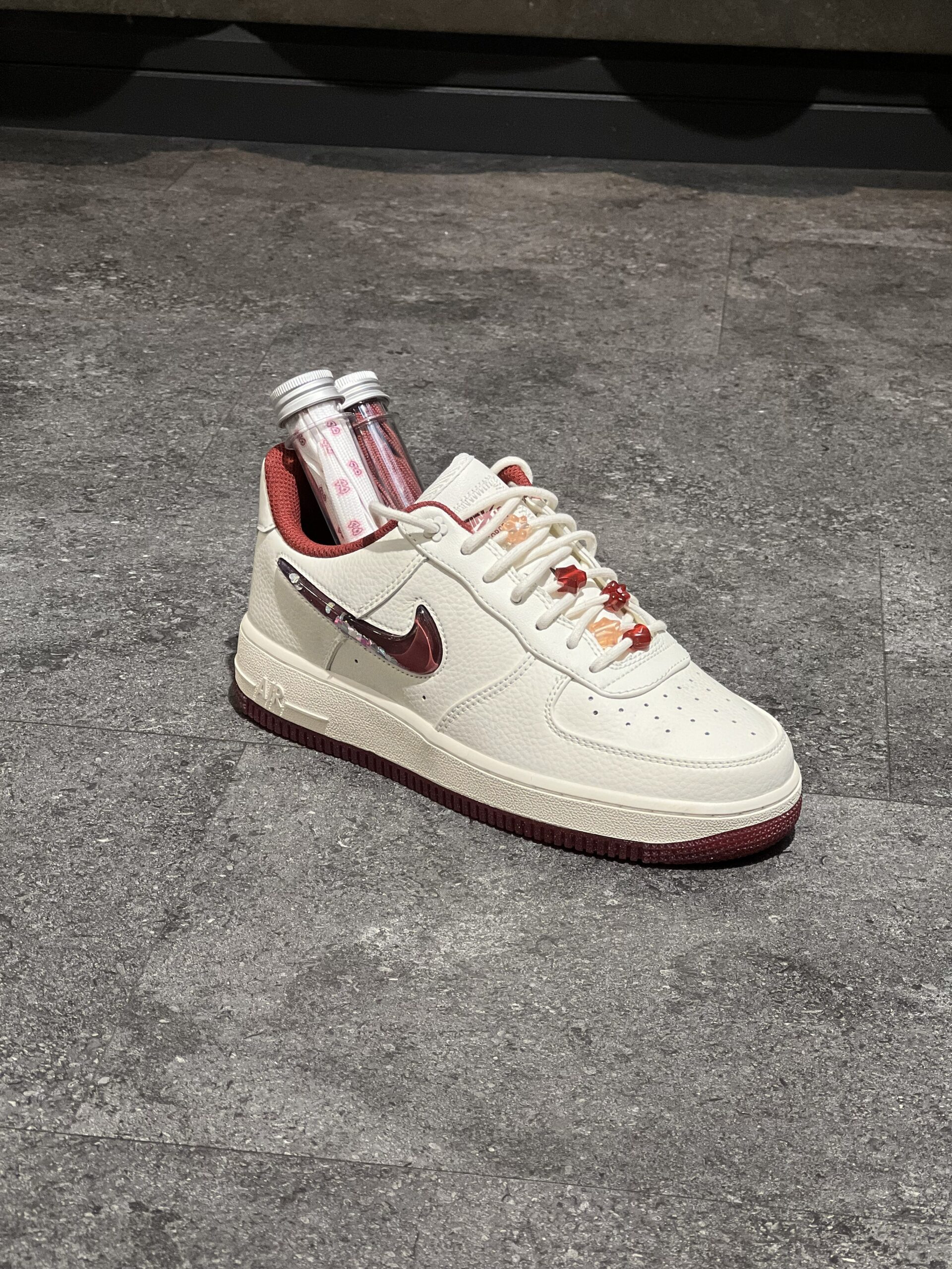 IMG_0228 Air Force 1 Valentine 2024 - تصویر 1