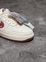 Air Force 1 Valentine 2023 - تصویر 3