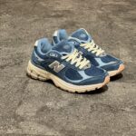 New Balance 2002 R