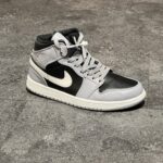 Air Jordan 1 Mid