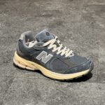 New Balance 2002 R