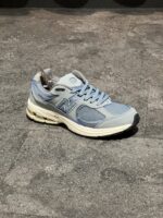 New Balance 2002 R