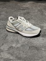 New Balance 990 V5