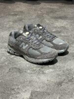 New Balance 2002 R