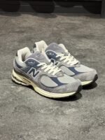 New Balance 2002 R