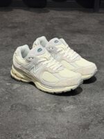 New Balance 2002 R