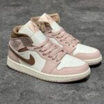 Air Jordan 1 Mid